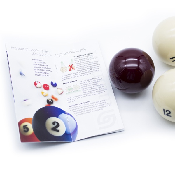 Комплект бильярдных шаров 68 мм "Aramith Standard", красный биток